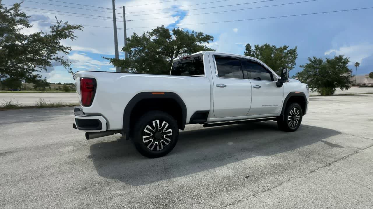GMC Sierra 2500HD 4WD de 2024, cabina doble, caja estándar, versión Denali Ultimate