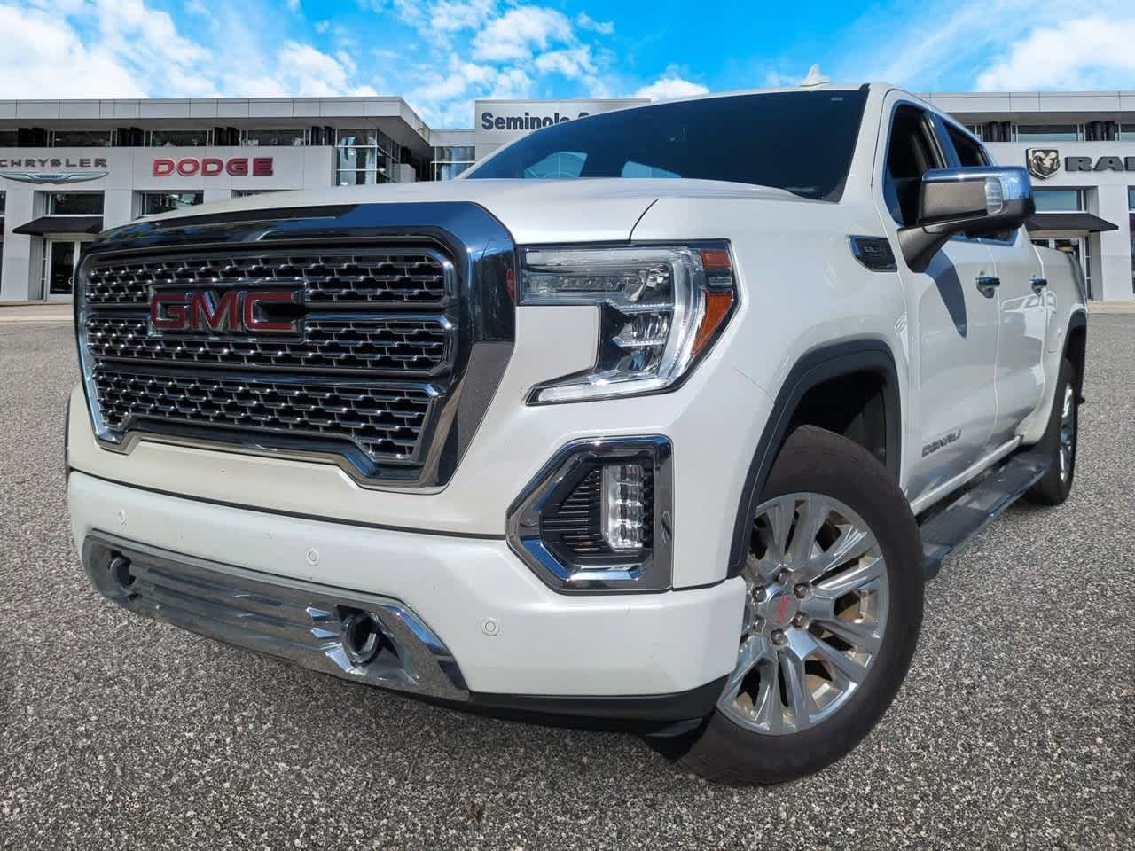 GMC Sierra 1500 4WD Crew Cab Short Box Denali 2021
