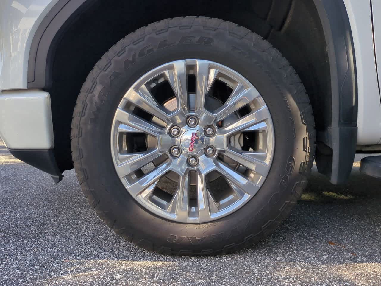 GMC Sierra 1500 4WD Crew Cab Short Box Denali 2021