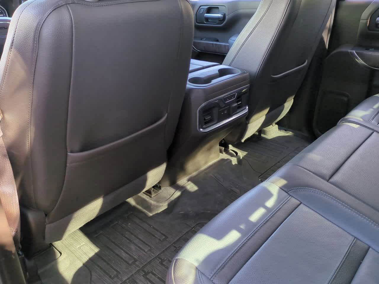 GMC Sierra 1500 4WD Crew Cab Short Box Denali 2021