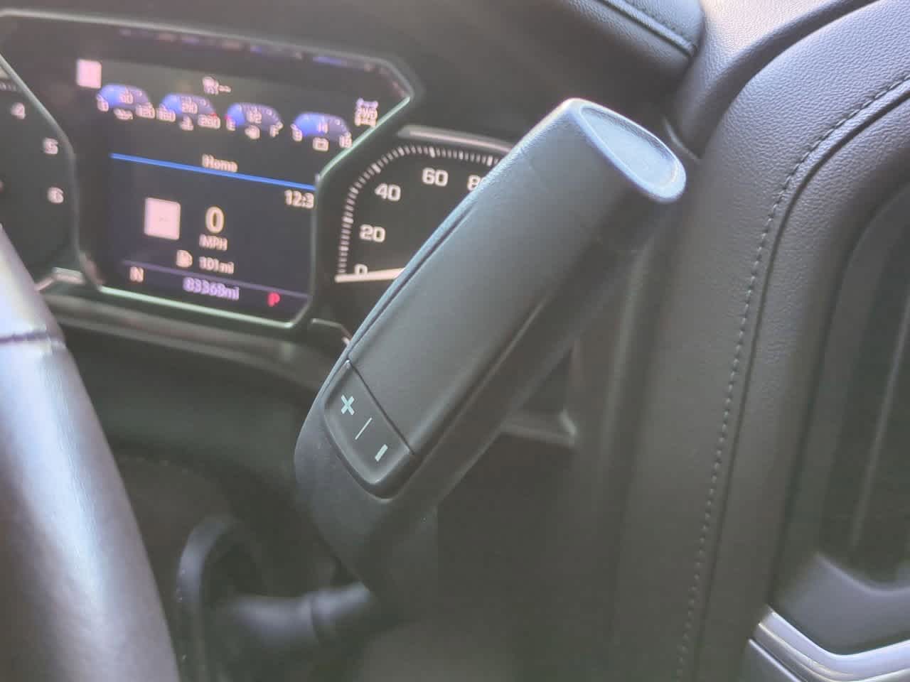 GMC Sierra 1500 4WD Crew Cab Short Box Denali 2021