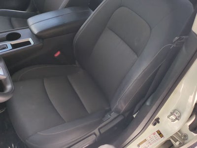 Nissan Altima S con tracción delantera (2021)