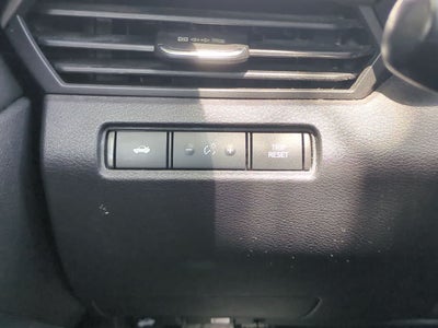 Nissan Altima S con tracción delantera (2021)