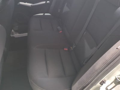 Nissan Altima S con tracción delantera (2021)
