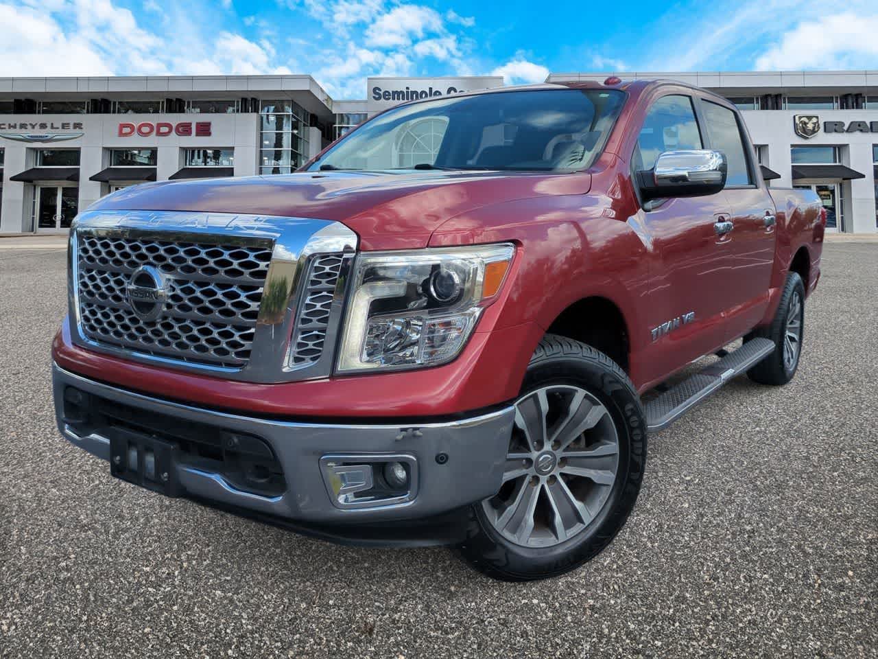 Nissan TITAN SL 2018