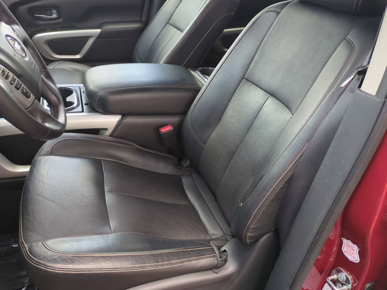 Nissan TITAN SL 2018