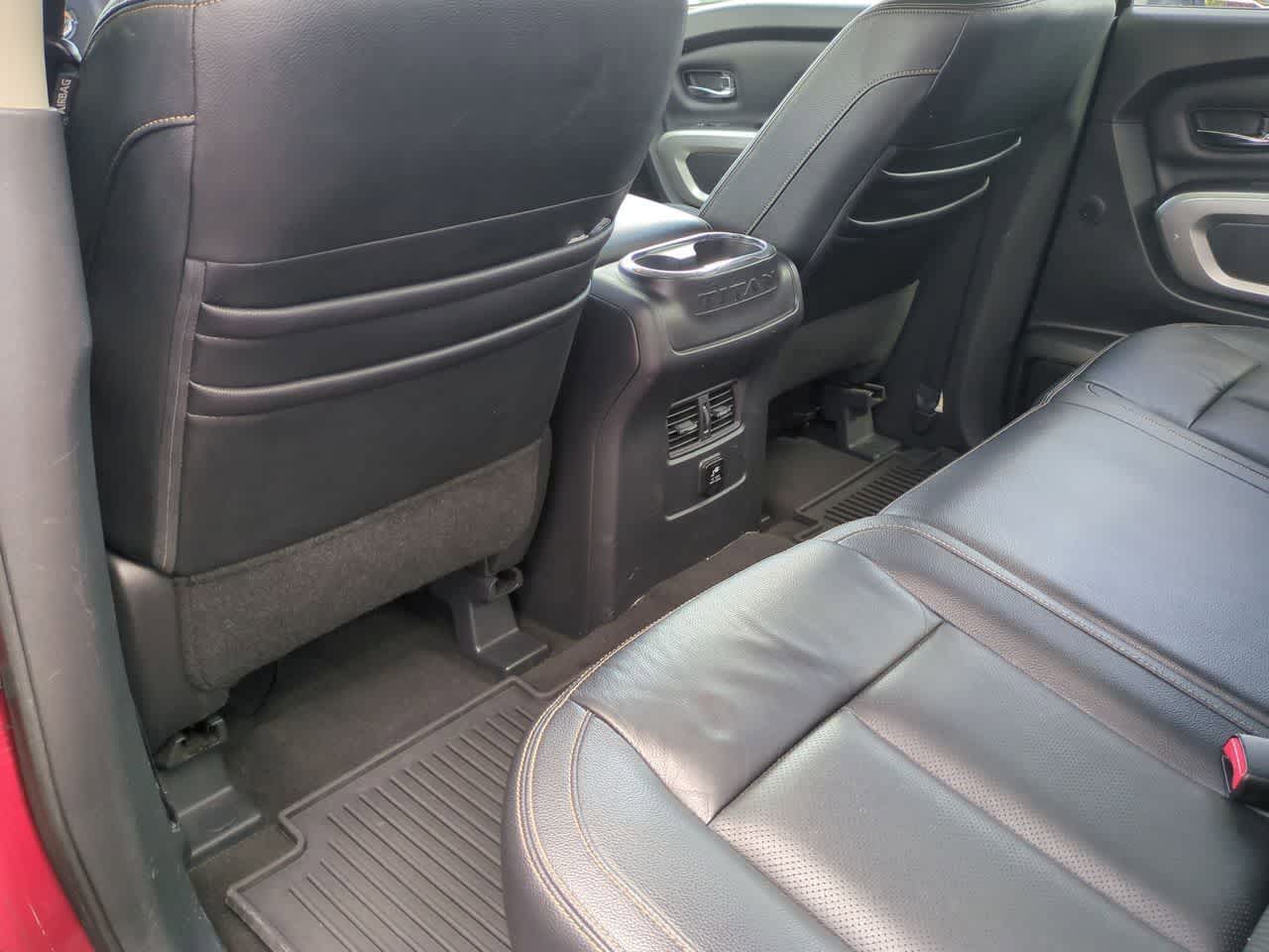 Nissan TITAN SL 2018