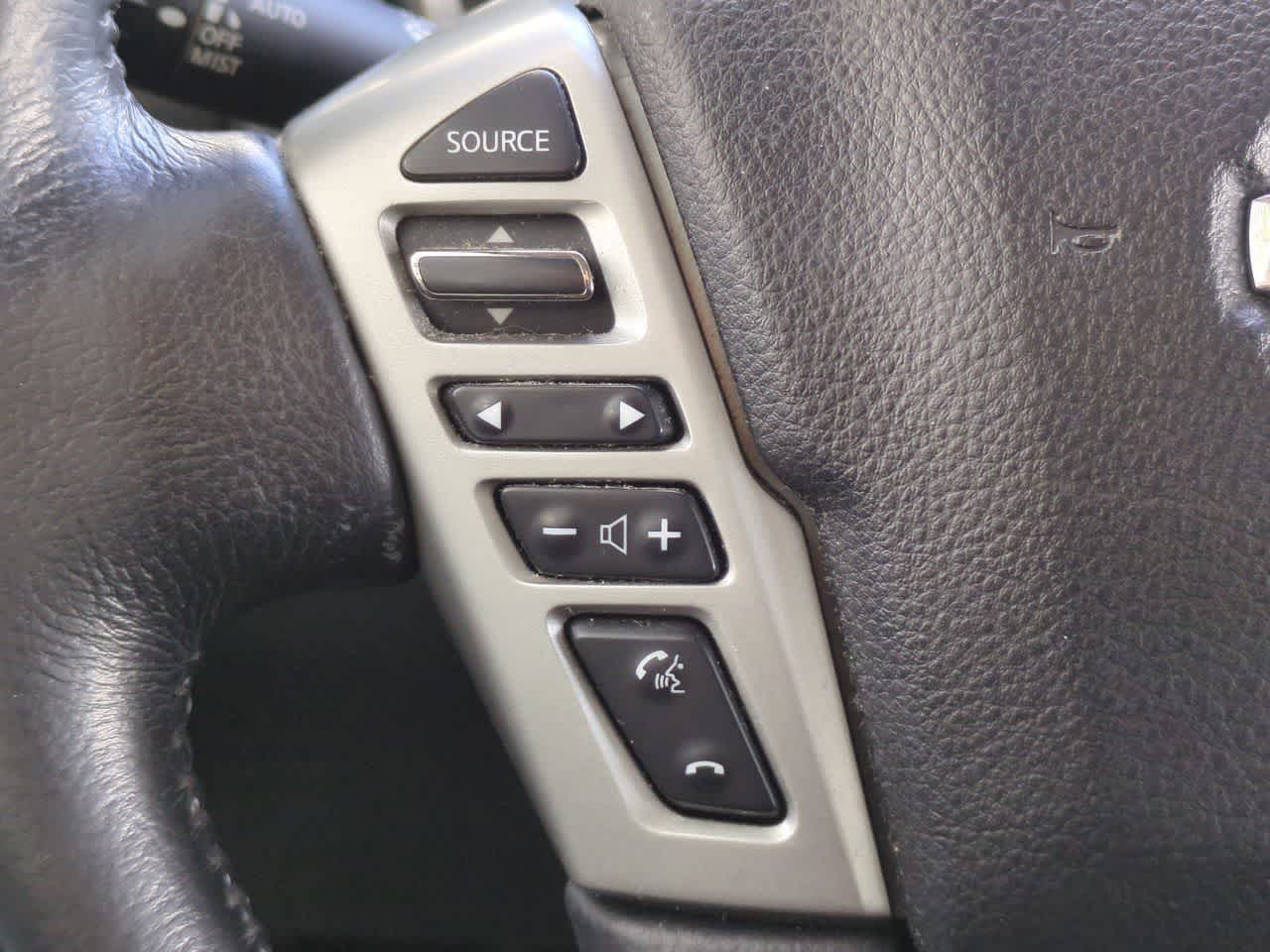 Nissan TITAN SL 2018