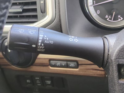 Nissan TITAN SL 2018