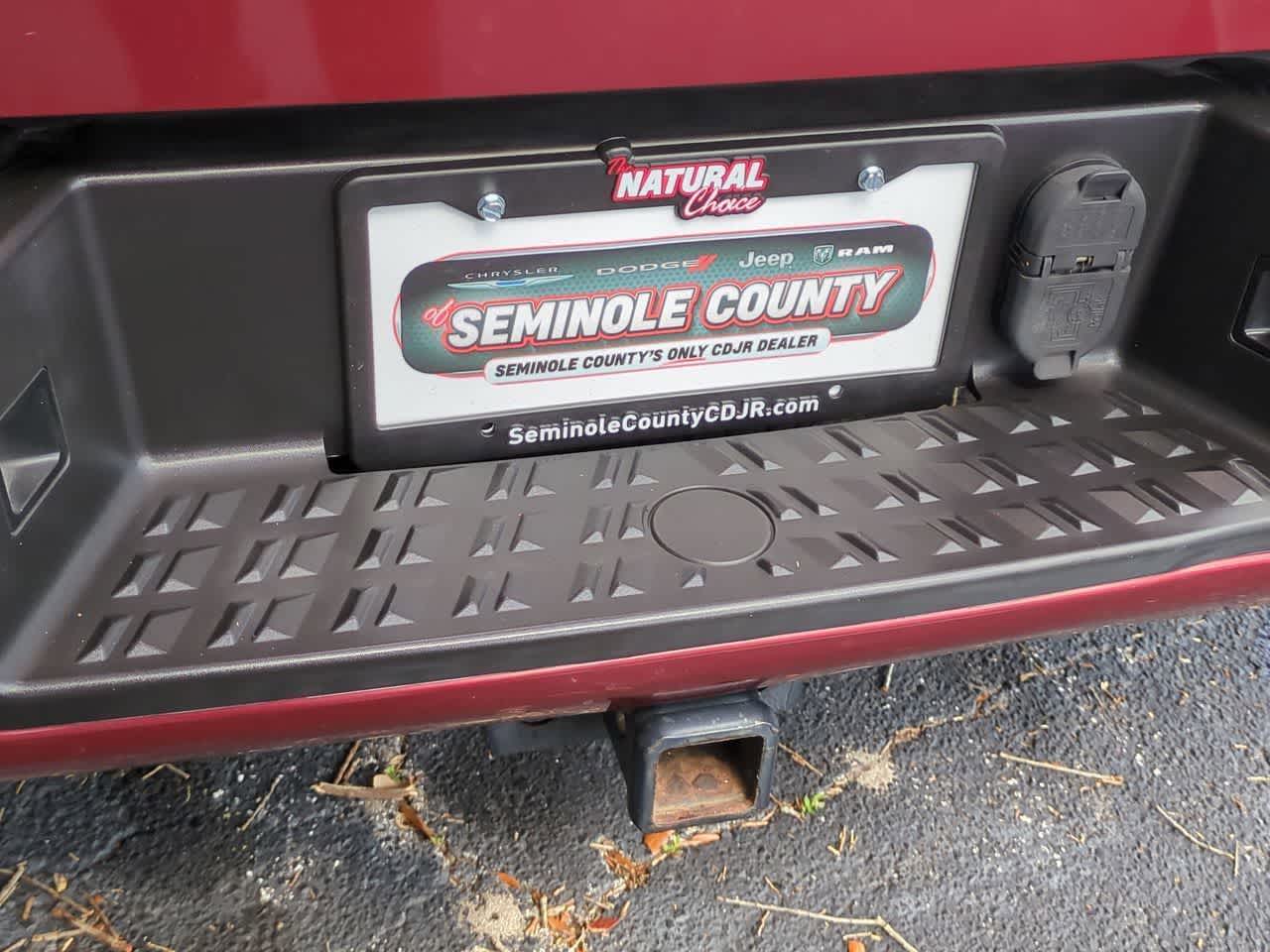 Nissan TITAN SL 2018