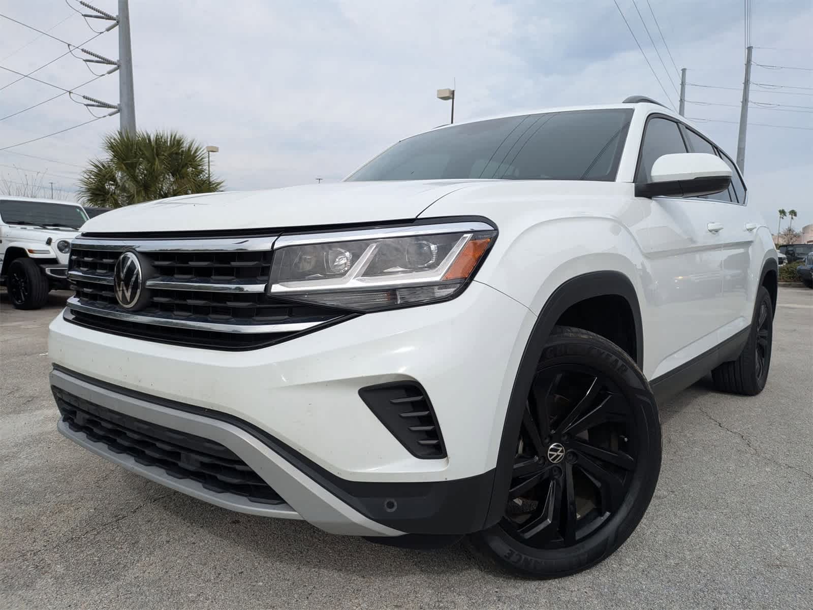 Volkswagen Atlas 2.0T SE con tecnología 2023