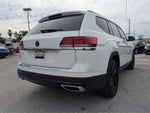 Volkswagen Atlas 2.0T SE con tecnología 2023