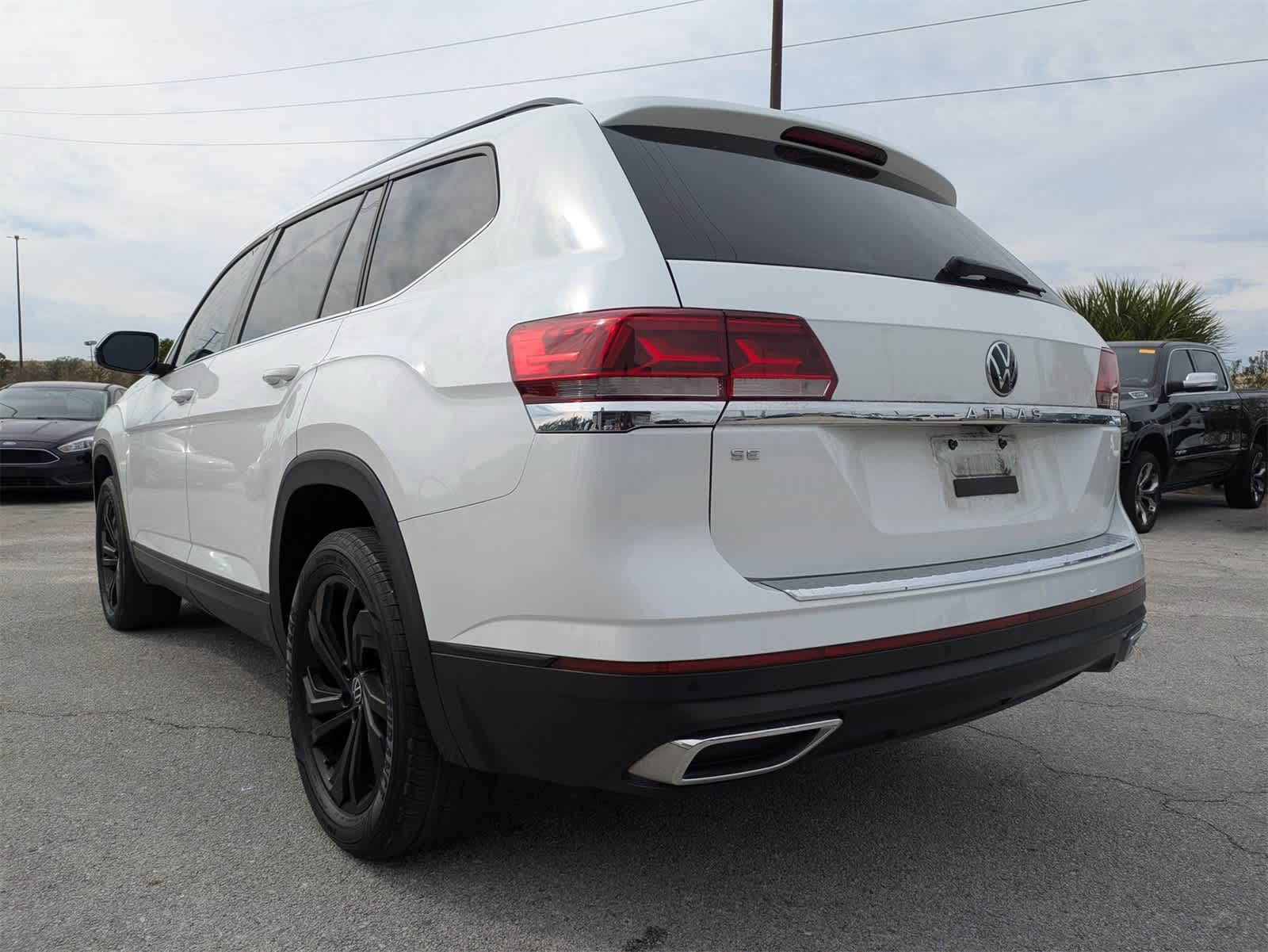 Volkswagen Atlas 2.0T SE con tecnología 2023