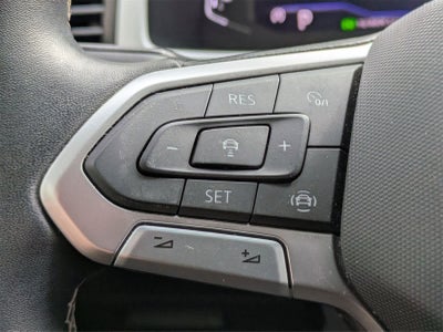 Volkswagen Atlas 2.0T SE con tecnología 2023