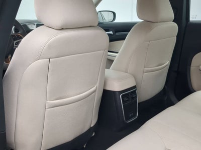 Chrysler 300 Touring 2023