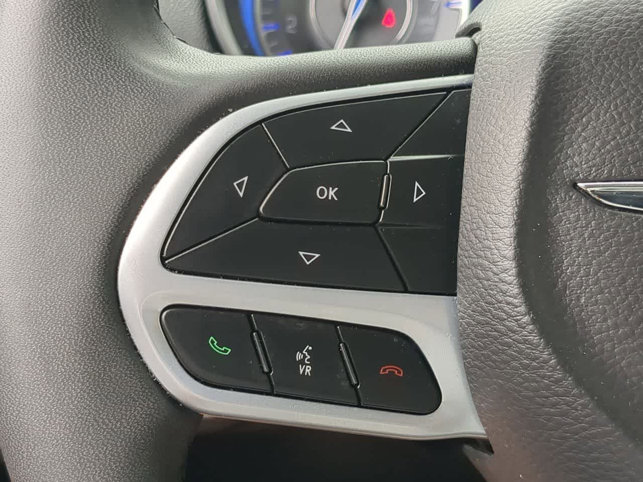 Chrysler 300 Touring 2023