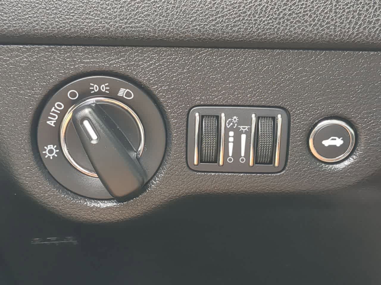 Chrysler 300 Touring 2023