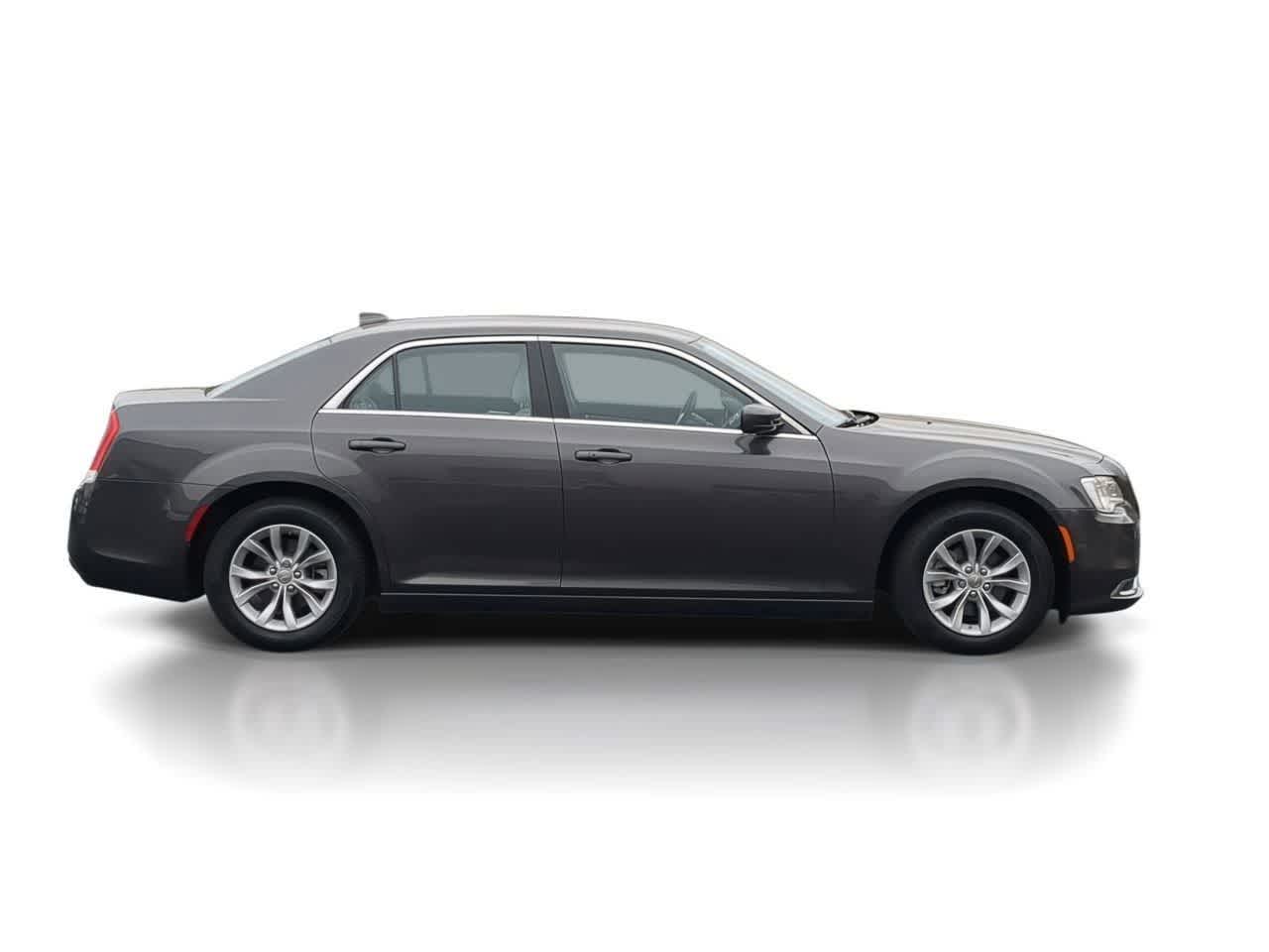 Chrysler 300 Touring 2023