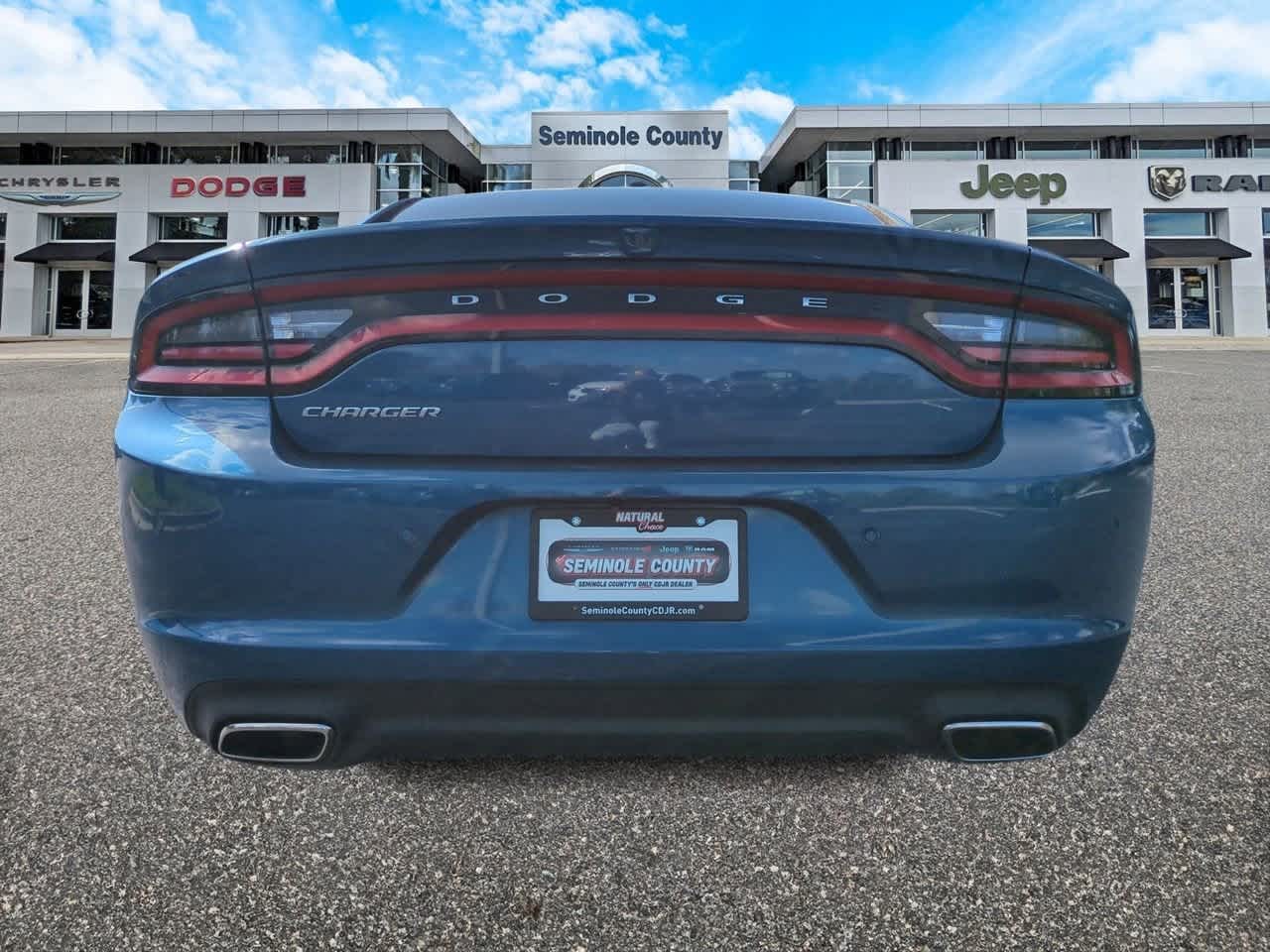 2021 Dodge Charger SXT RWD