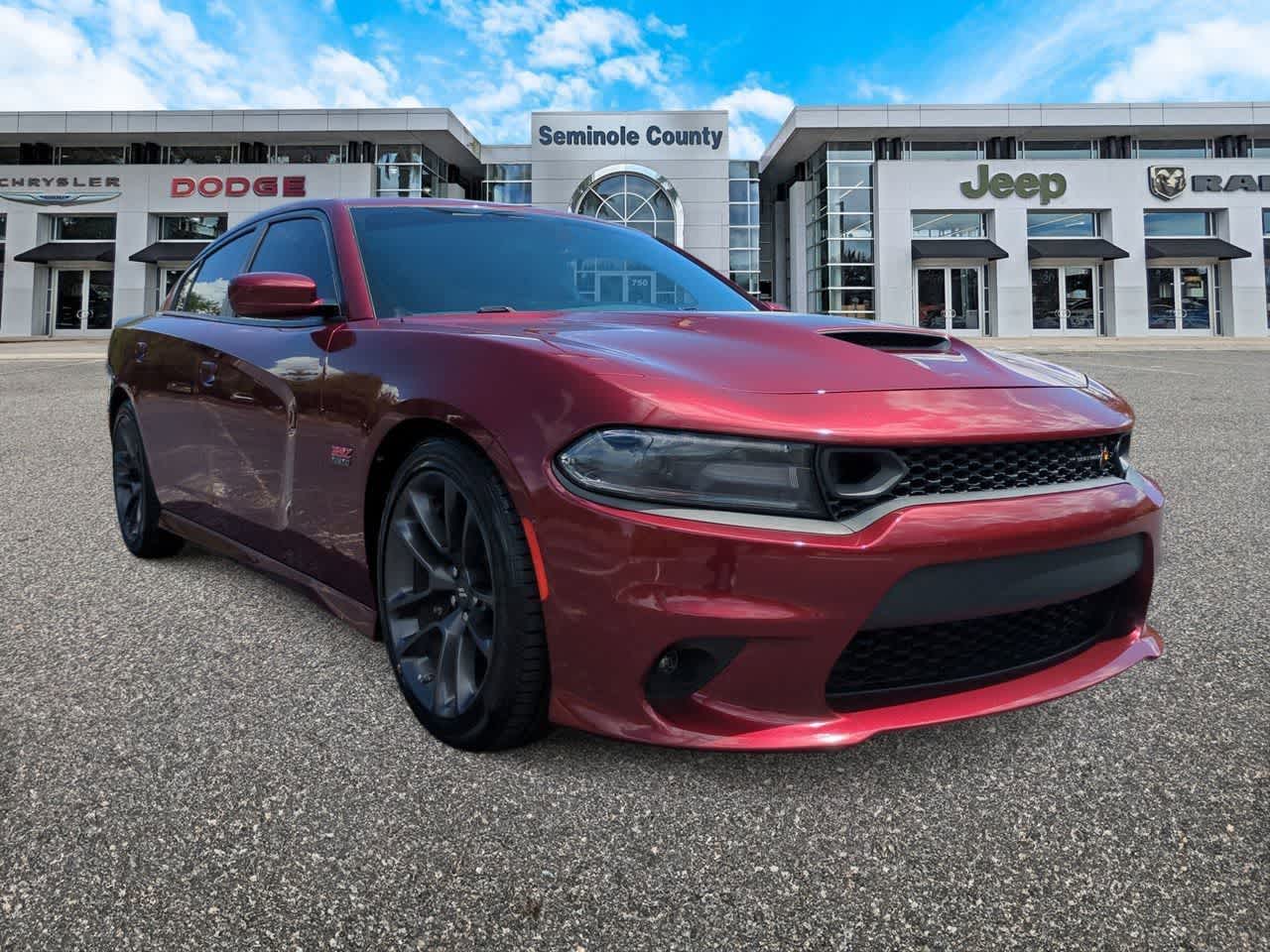 Dodge Charger Scat Pack de 2020 con tracción trasera