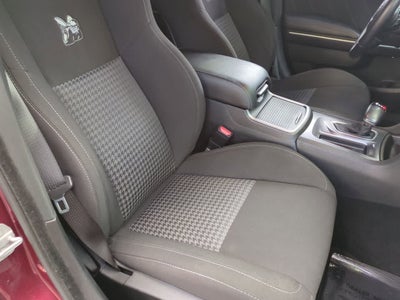 Dodge Charger Scat Pack de 2020 con tracción trasera