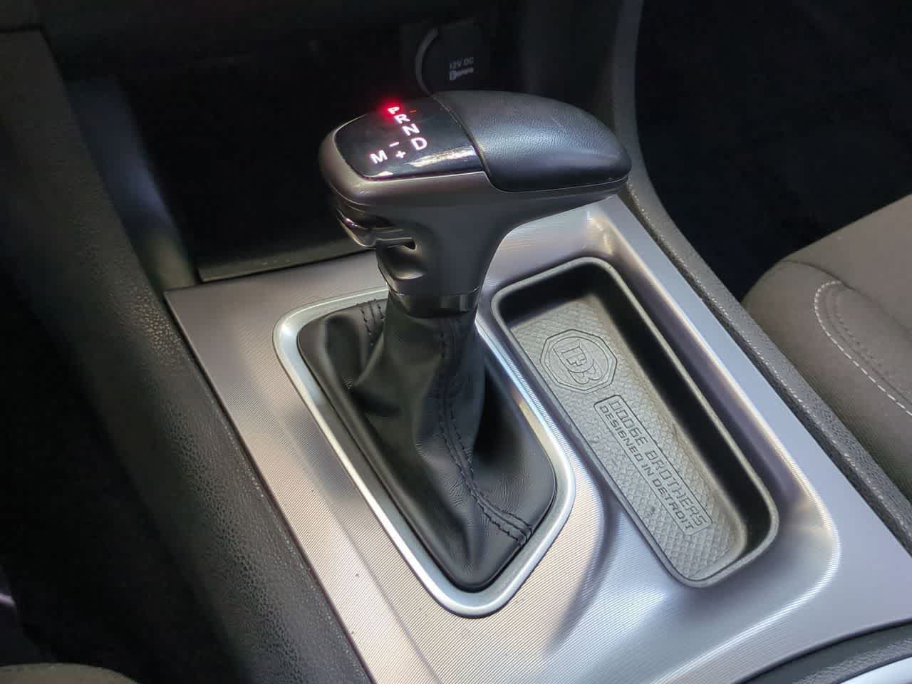 Dodge Charger Scat Pack de 2020 con tracción trasera