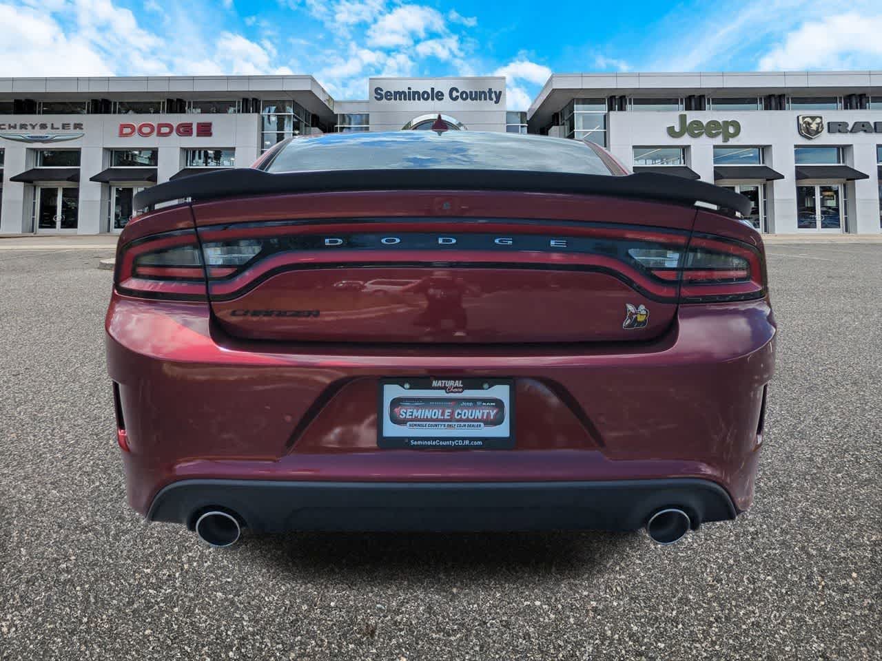 Dodge Charger Scat Pack de 2020 con tracción trasera