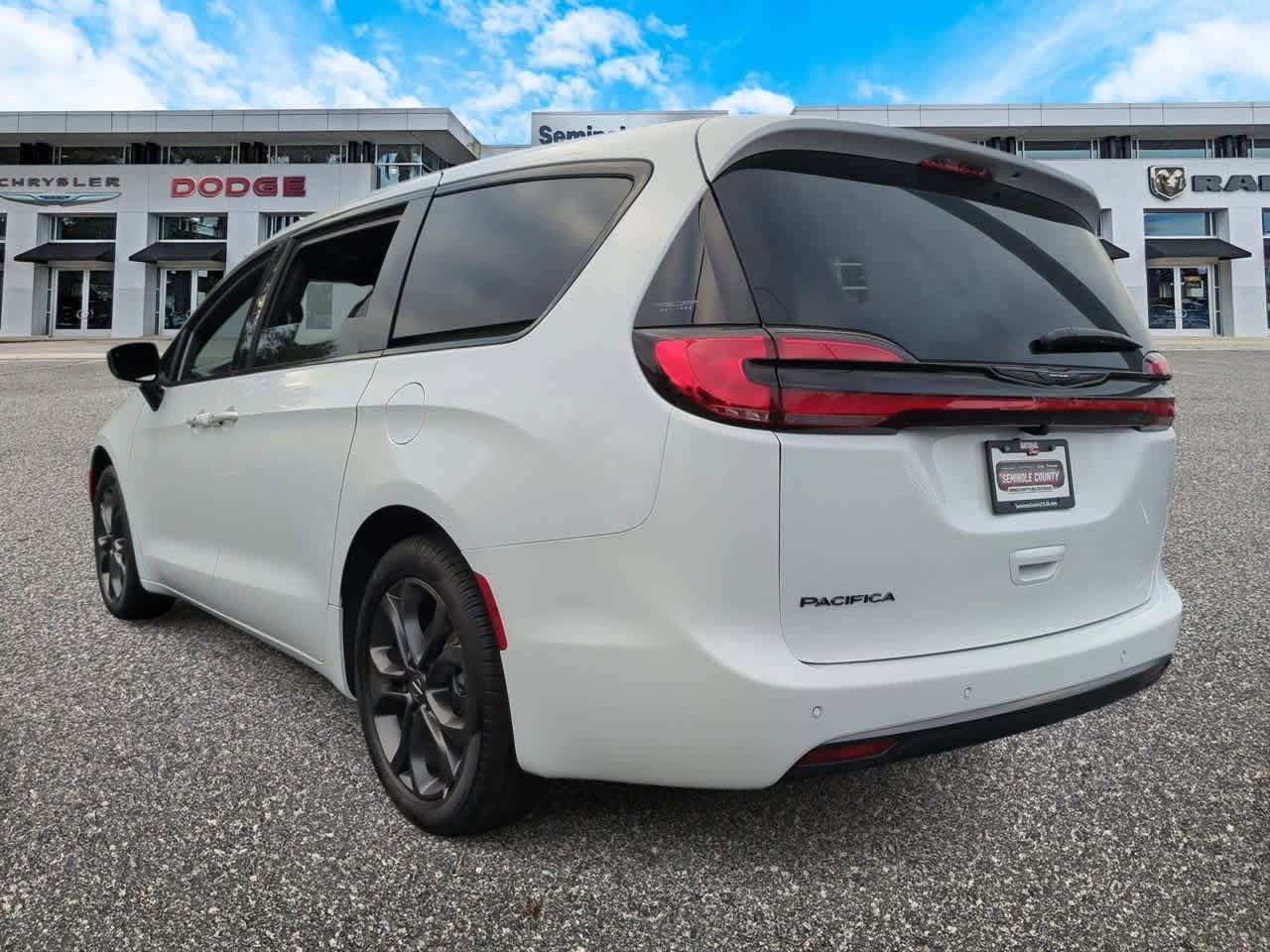 2026 Chrysler Pacifica PACIFICA SELECT