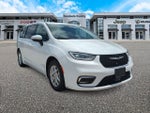 Chrysler Pacifica Touring L 2023