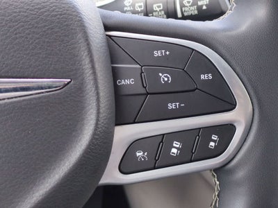 Chrysler Pacifica Touring L 2023