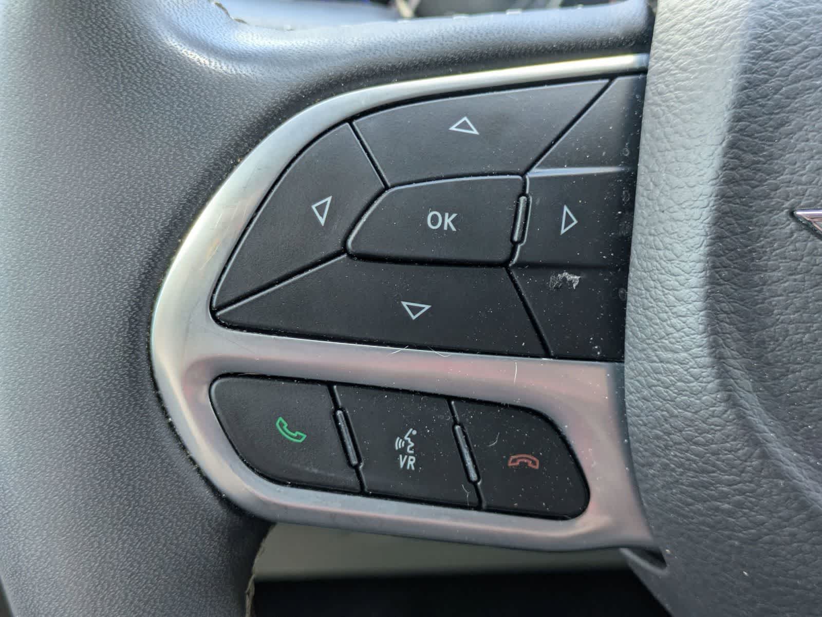 Chrysler Pacifica Touring L 2023