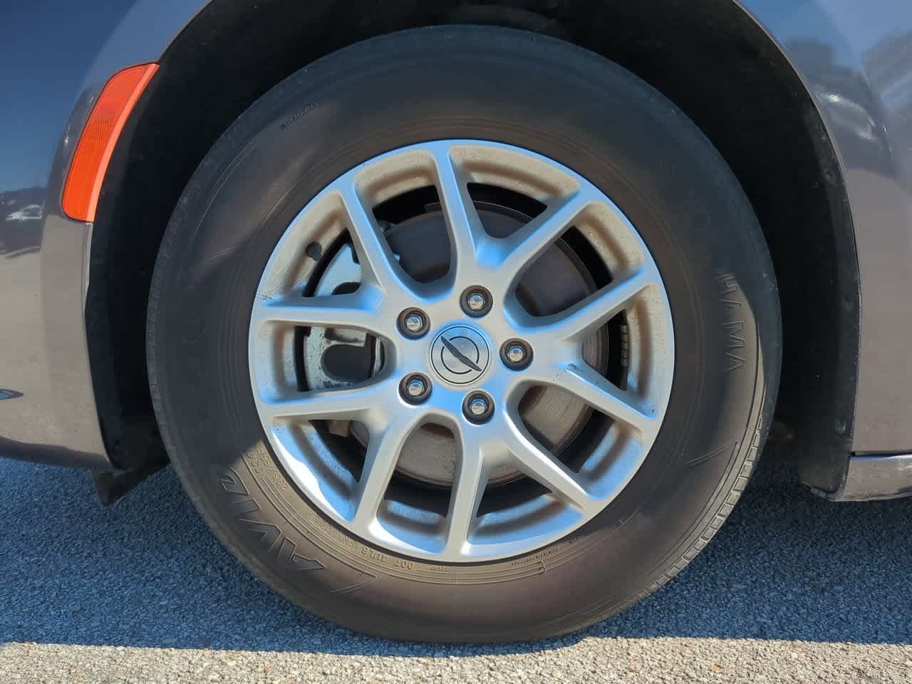 Chrysler Pacifica Touring L 2023