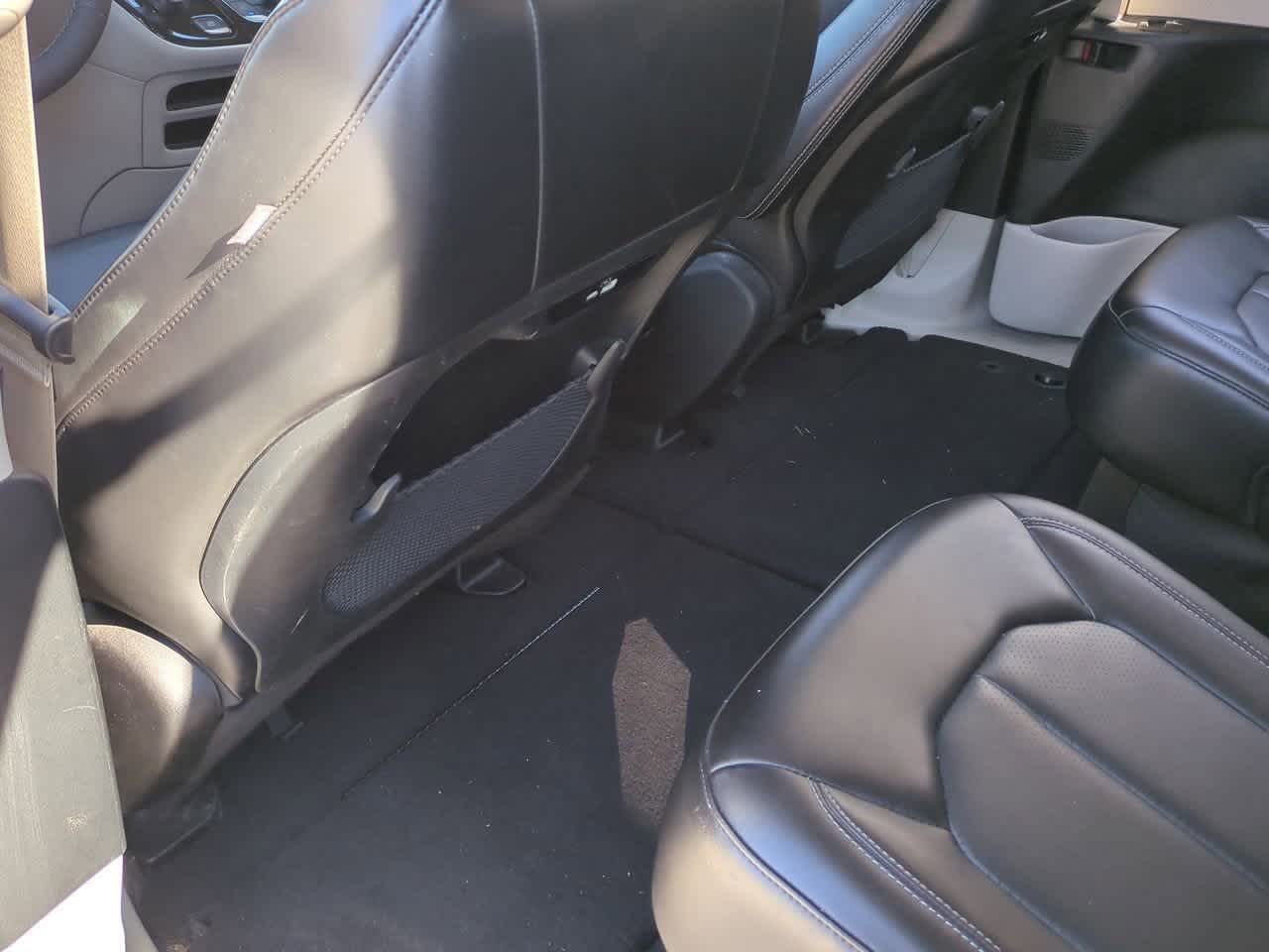 Chrysler Pacifica Touring L 2023