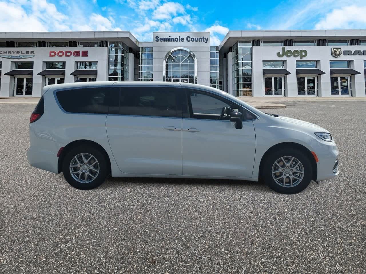 2026 Chrysler Pacifica PACIFICA SELECT