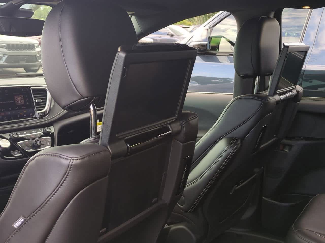 2026 Chrysler Pacifica PACIFICA SELECT