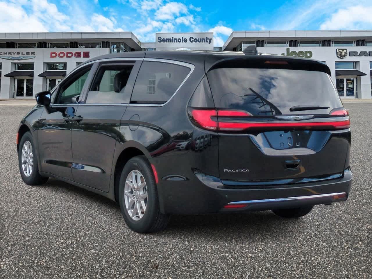 2026 Chrysler Pacifica PACIFICA SELECT