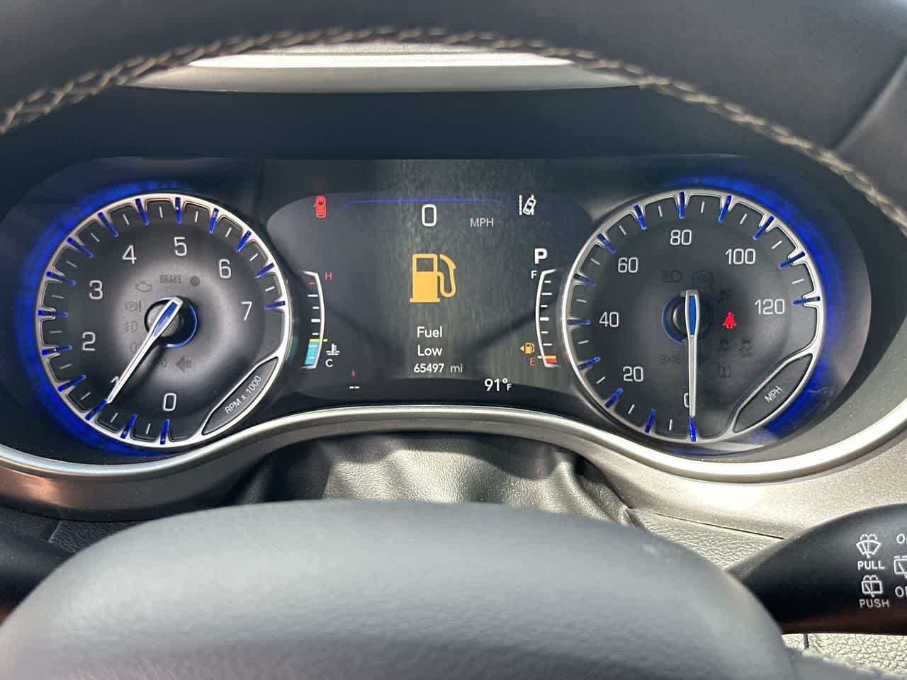 Chrysler Pacifica Touring L 2024