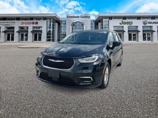 Chrysler Pacifica Touring L 2024