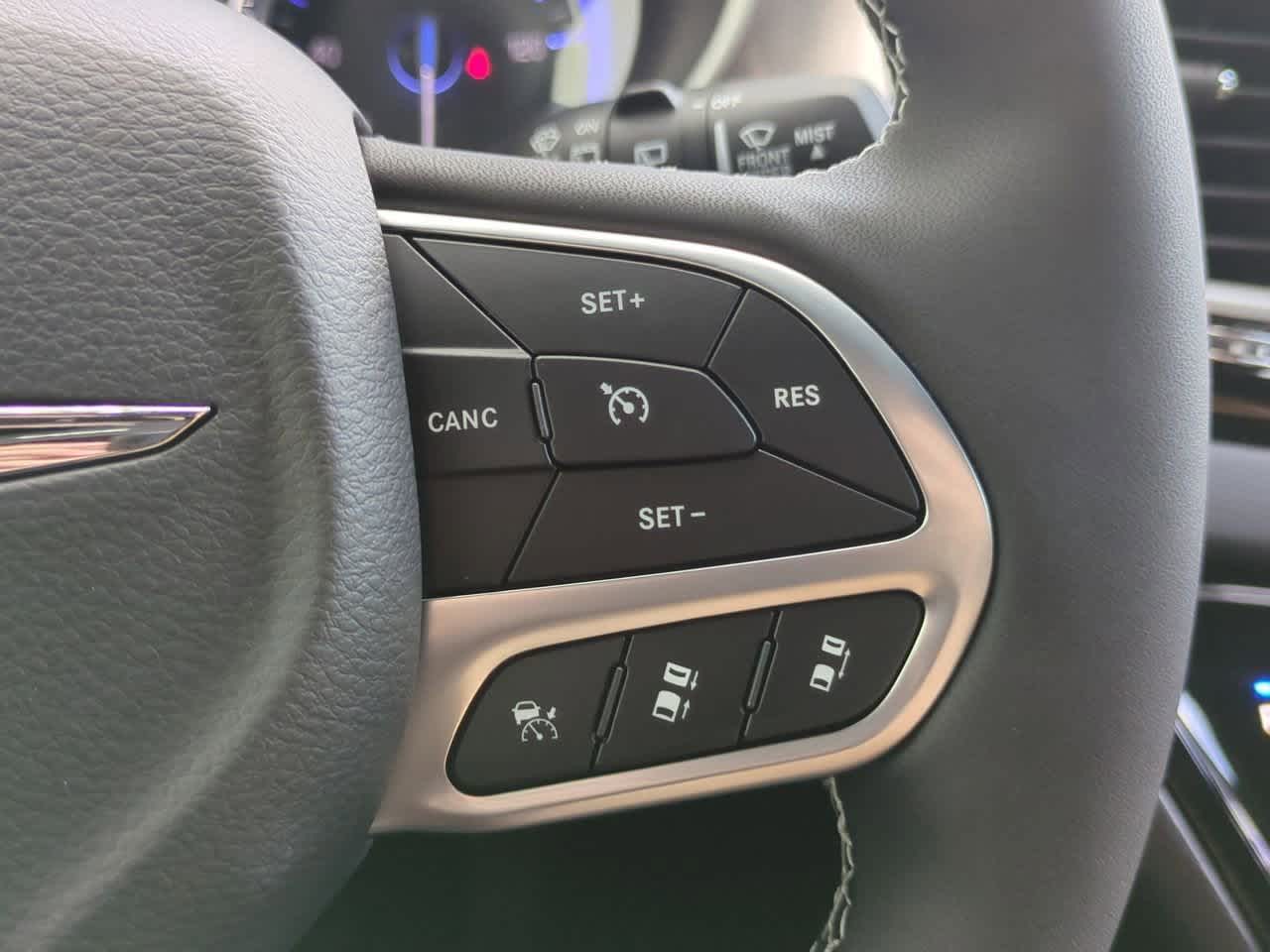 2026 Chrysler Voyager VOYAGER LX