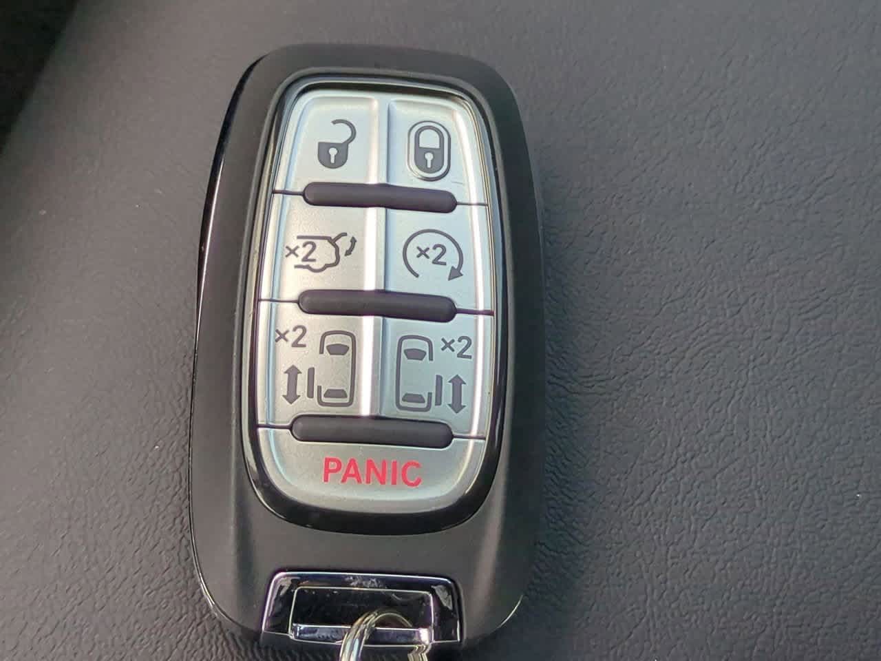 2026 Chrysler Voyager VOYAGER LX