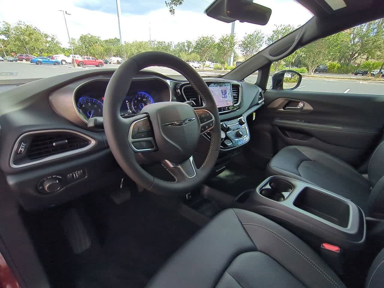 2026 Chrysler Voyager VOYAGER LX