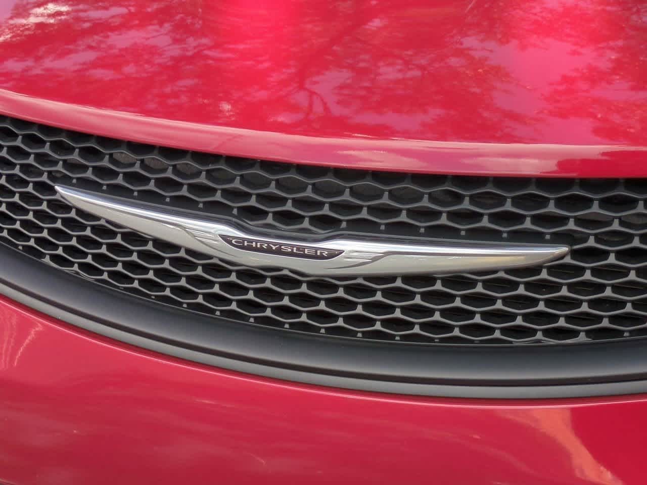 2026 Chrysler Voyager VOYAGER LX