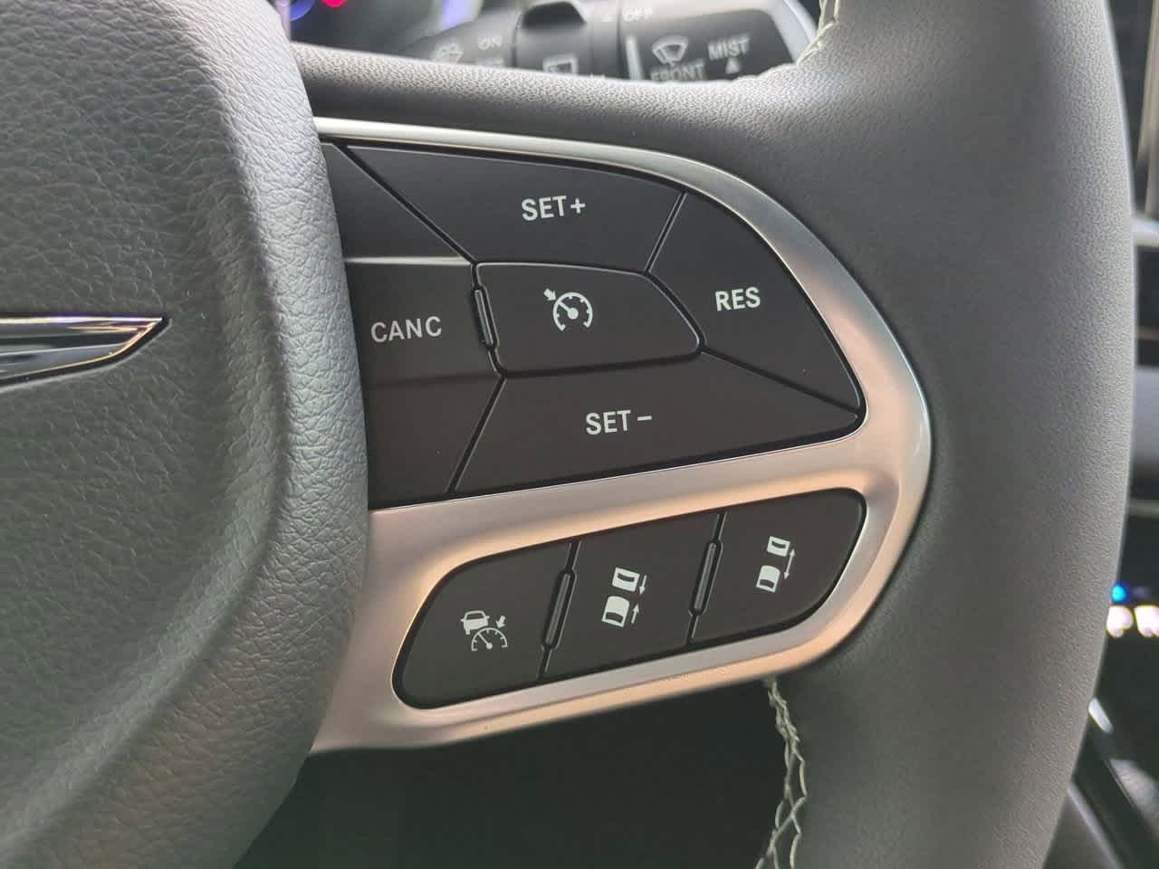 2026 Chrysler Voyager VOYAGER LX