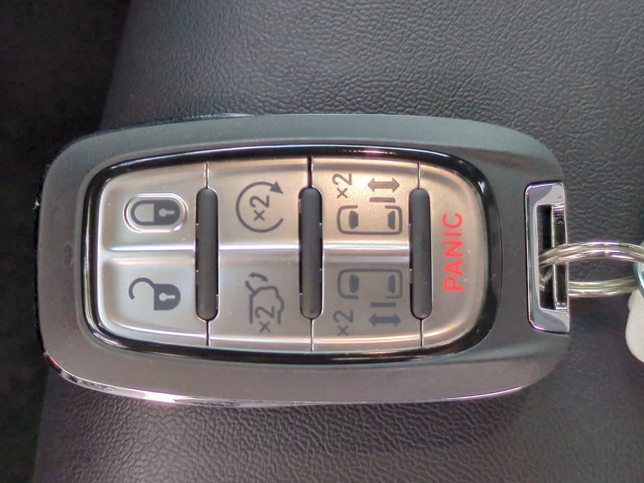 2026 Chrysler Voyager VOYAGER LX