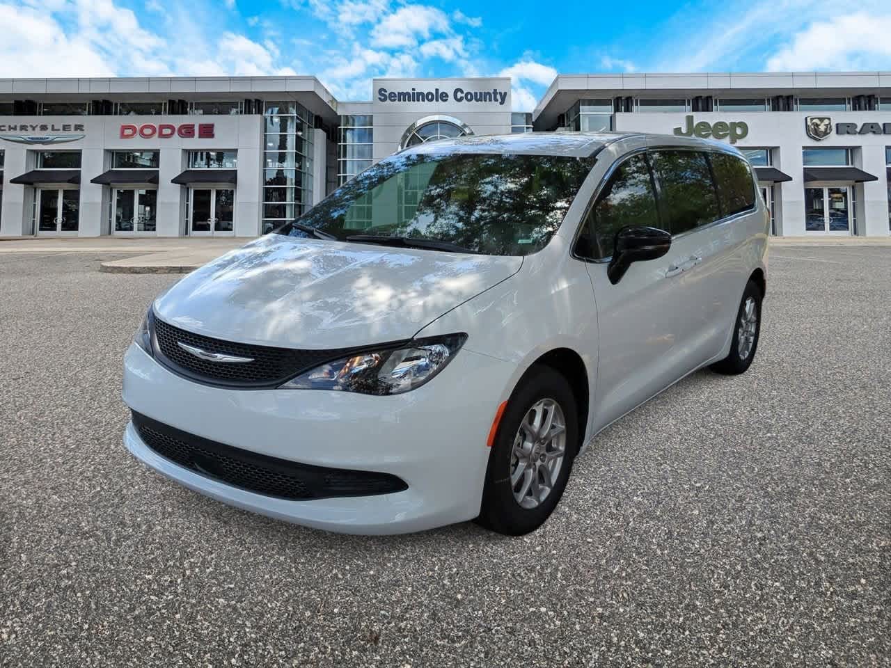 2026 Chrysler Voyager VOYAGER LX