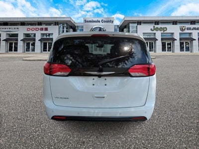 2026 Chrysler Voyager VOYAGER LX