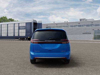 Chrysler Pacifica 2027 PACIFICA LIMITED