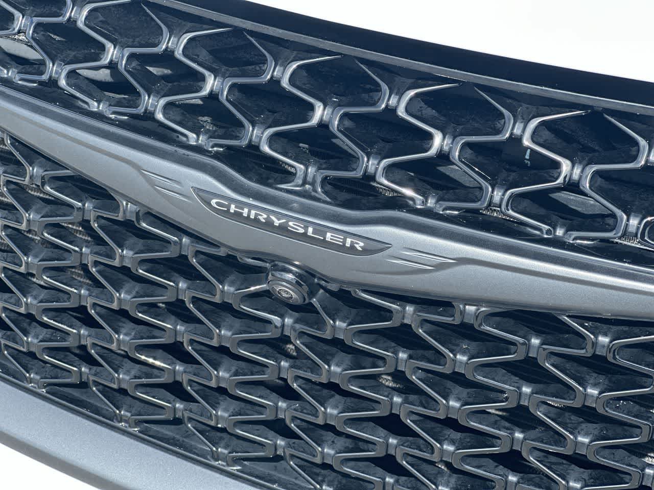 Chrysler Pacifica Hybrid Limited 2022