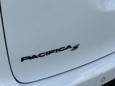 Chrysler Pacifica Hybrid Limited 2022