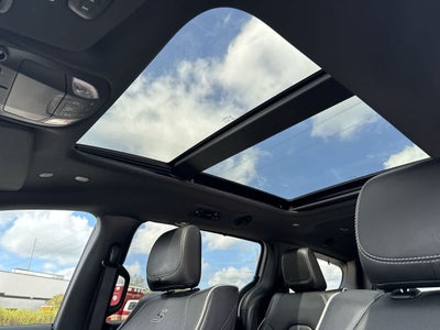 Chrysler Pacifica Hybrid Limited 2022